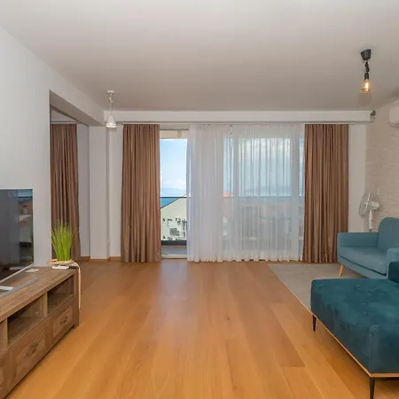 Daniel Apartament *
